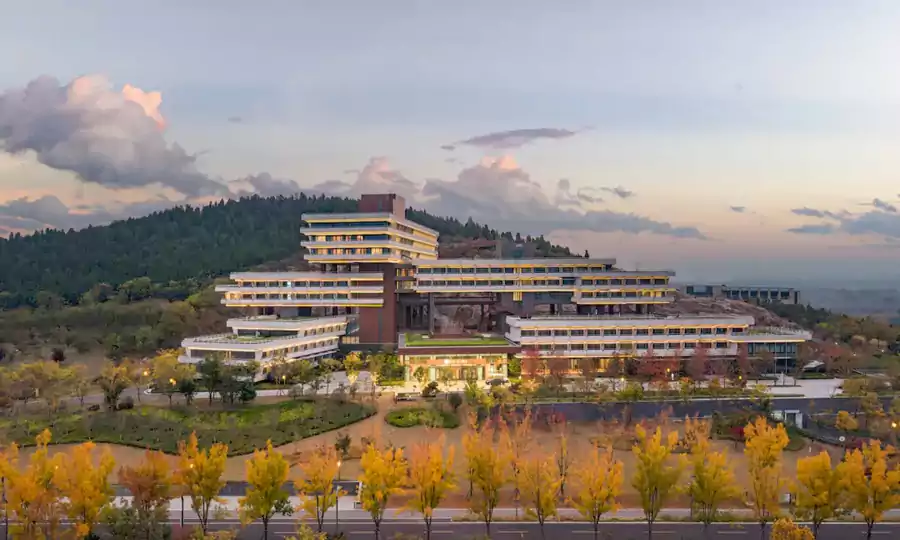 徐州园博园涵田·宕口天池酒店