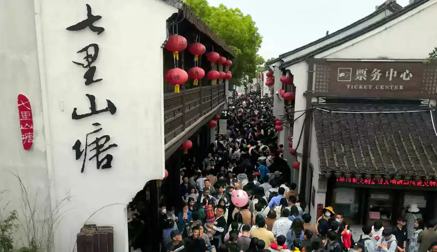 五一旅行人山人海，极易发生酒店到店无房