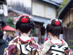 京都的特色代表-艺妓 京都的特色代表-艺妓