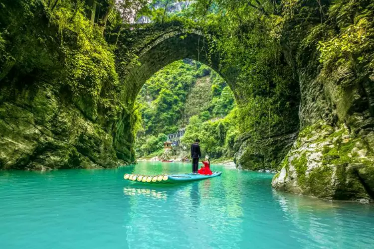 恩施 - 峡谷里的 20℃仙境 恩施 - 峡谷里的 20℃仙境