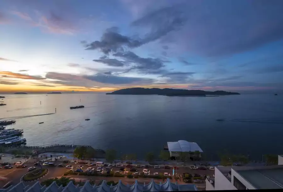 凯悦酒店里的 Tanjung Ria Cafe 凯悦酒店里的 Tanjung Ria Cafe