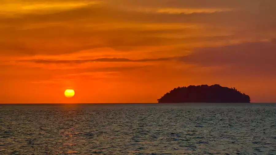 香格里拉酒店里的日落酒吧 香格里拉酒店里的日落酒吧