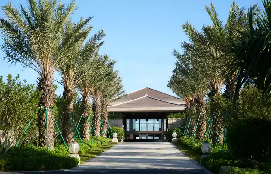 中式美学与海岛风情撞出了奇妙的和谐 中式美学与海岛风情撞出了奇妙的和谐