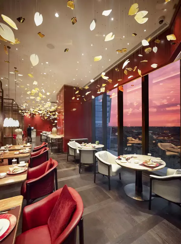 以蓬莱仙境为灵感打造的御苑中餐厅