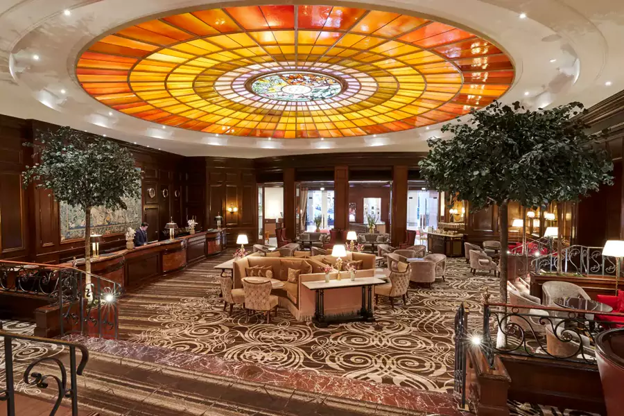 慕尼黑凯宾斯基四季酒店大堂 慕尼黑凯宾斯基四季酒店大堂