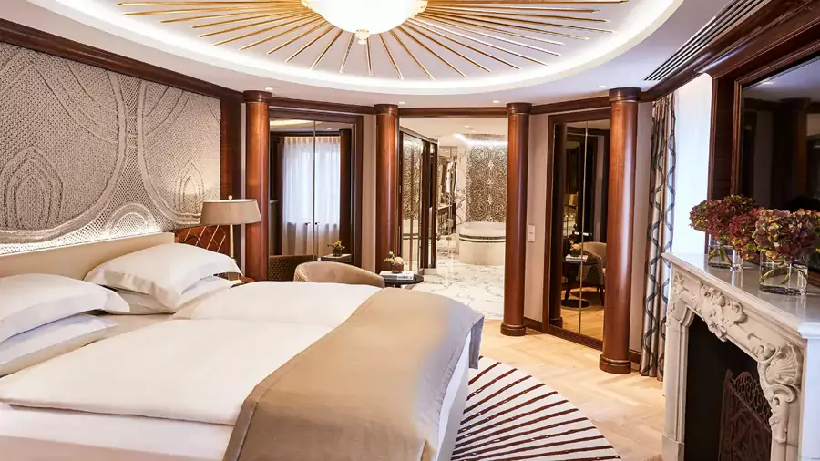 高级套房、行政套房、96 平方米的两卧室行政套房 高级套房、行政套房、96 平方米的两卧室行政套房