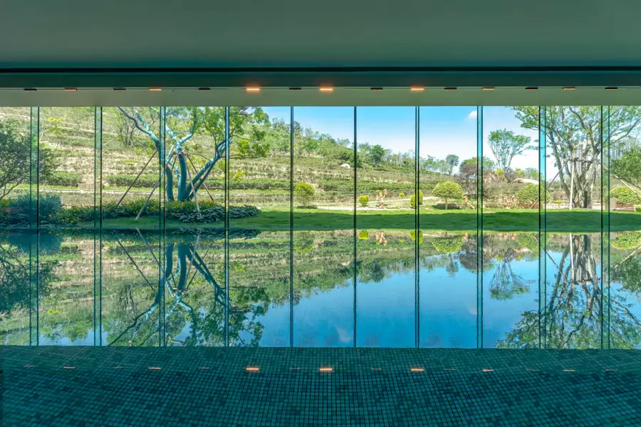 香山云步道往凤凰山顶走 香山云步道往凤凰山顶走