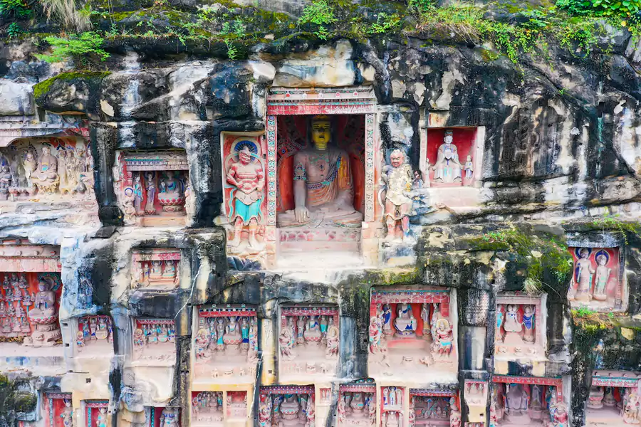 这座石窟的历史比莫高窟还要早 800 年 这座石窟的历史比莫高窟还要早 800 年