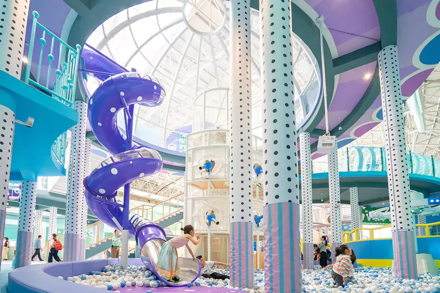 透明的星空穹顶像一颗巨型珍珠 透明的星空穹顶像一颗巨型珍珠