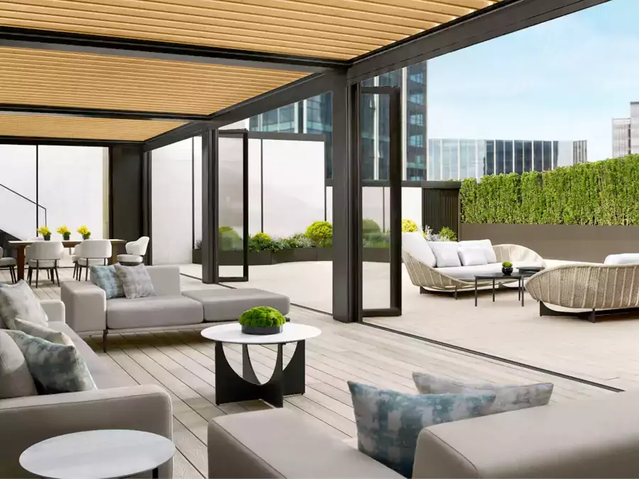 走进酒店,最先撞入眼帘的是满室的姑苏美学 走进酒店,最先撞入眼帘的是满室的姑苏美学