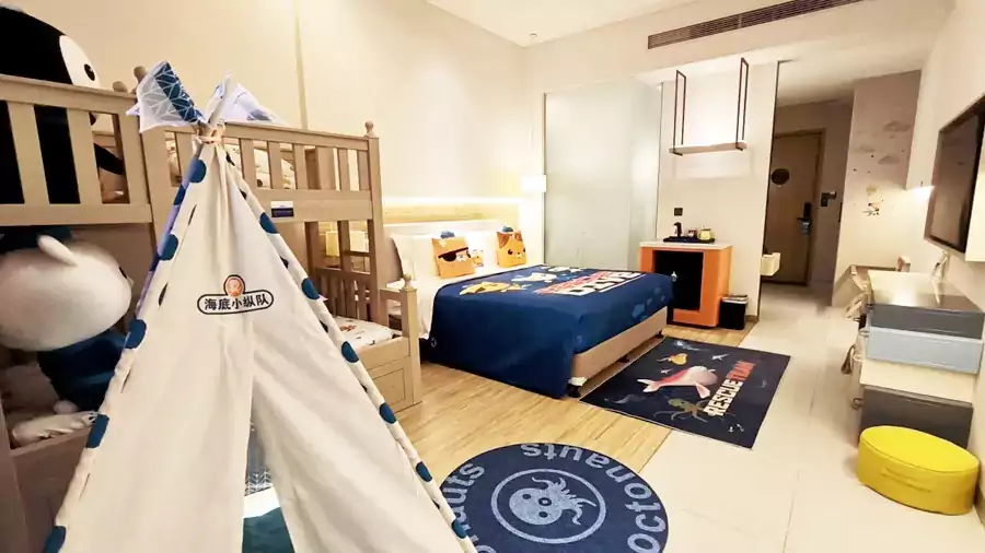 专门设计的海底小纵队家庭房 专门设计的海底小纵队家庭房