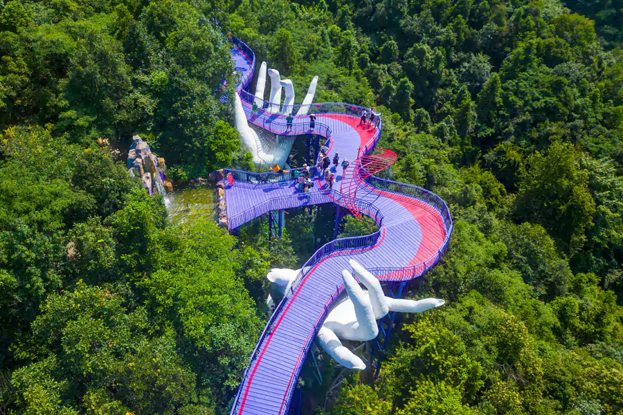 天子地乐园占地面积极大