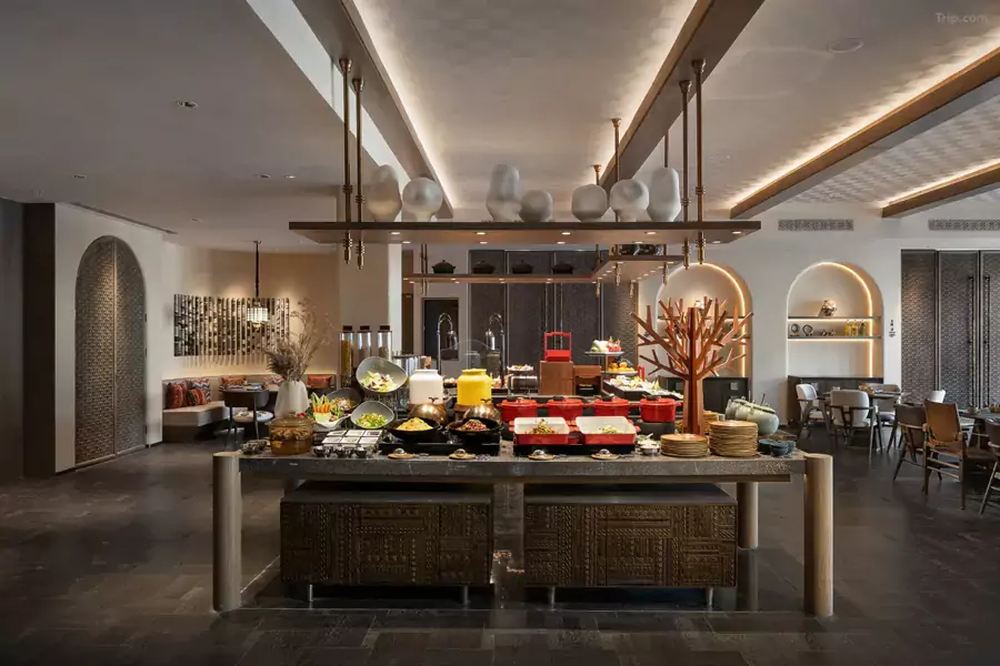 “大漠宫廷盛宴” 把敦煌饮食文化搬进餐桌 “大漠宫廷盛宴” 把敦煌饮食文化搬进餐桌