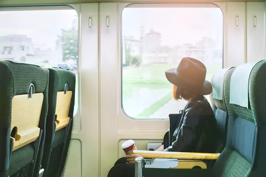 踏入车厢,复古感扑面而来 踏入车厢,复古感扑面而来