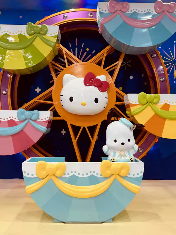 走进馆内,仿佛踏入了粉色的梦幻世界 走进馆内,仿佛踏入了粉色的梦幻世界