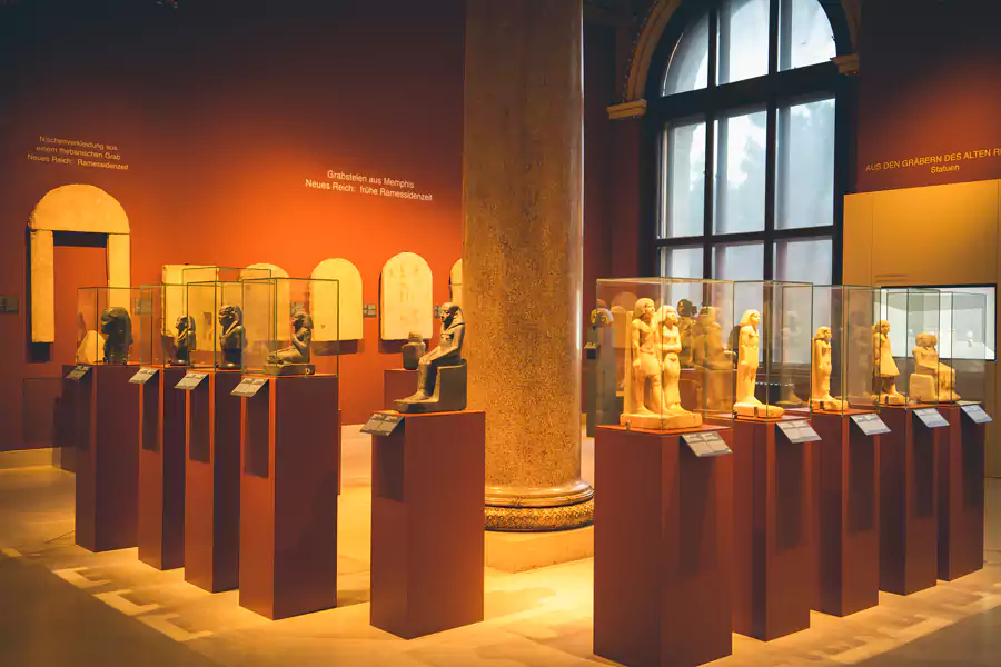 馆内藏品聚焦两大板块:埃及博物馆与纸莎草收藏区 馆内藏品聚焦两大板块:埃及博物馆与纸莎草收藏区