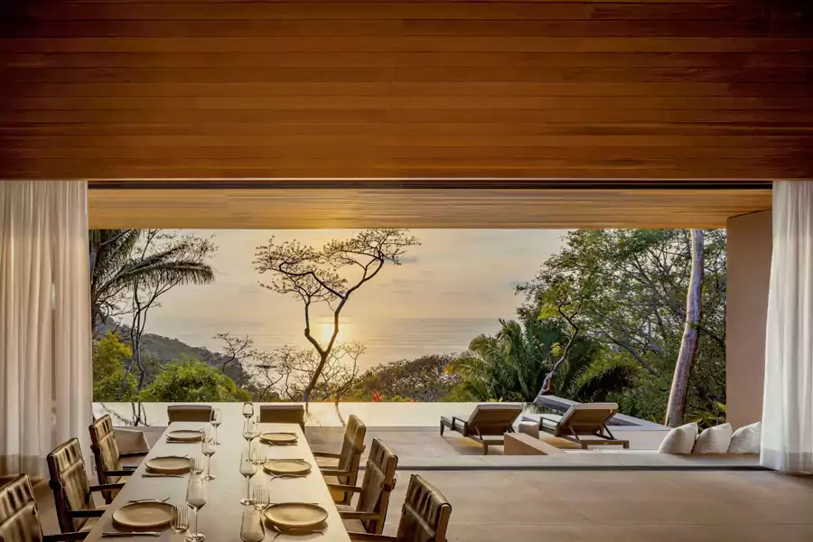 悬崖边的 Carao 餐厅绝不能错过 悬崖边的 Carao 餐厅绝不能错过