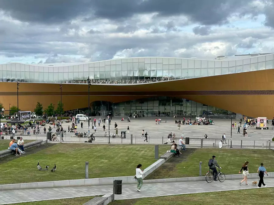 芬兰颂歌中央图书馆 芬兰颂歌中央图书馆