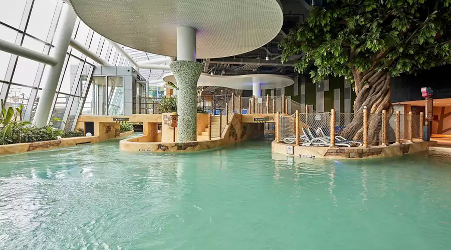 目前开放的室内部分完全不用担心风吹雨淋 目前开放的室内部分完全不用担心风吹雨淋