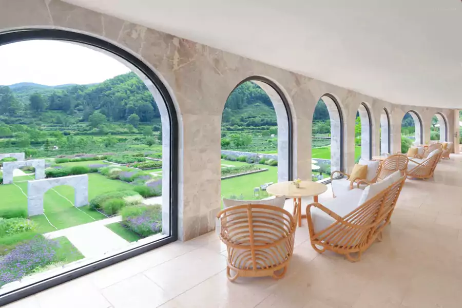 庄园里的窑洞咖啡是绝佳去处 庄园里的窑洞咖啡是绝佳去处