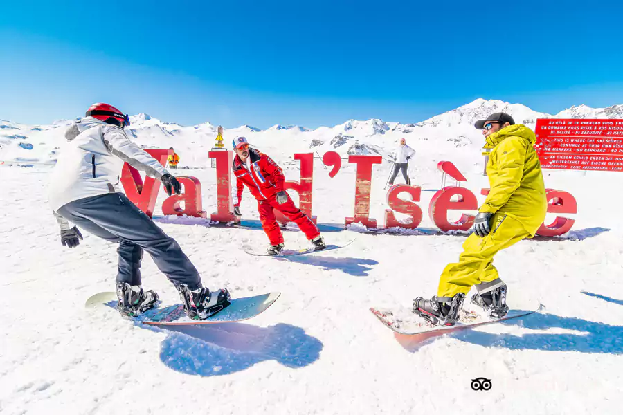 瓦尔迪泽尔 瓦尔迪泽尔