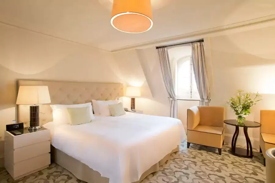 亭阁特大床房 亭阁特大床房