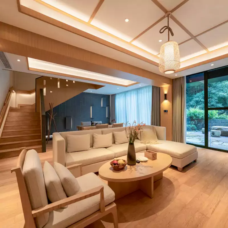 酒店仅设 18 间客房,每一间都是限量款的山野私域 酒店仅设 18 间客房,每一间都是限量款的山野私域