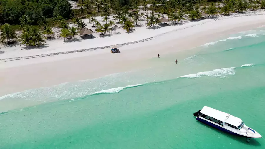 在克拉贝岛六善,没有拥挤的游客,没有催促的行程 在克拉贝岛六善,没有拥挤的游客,没有催促的行程