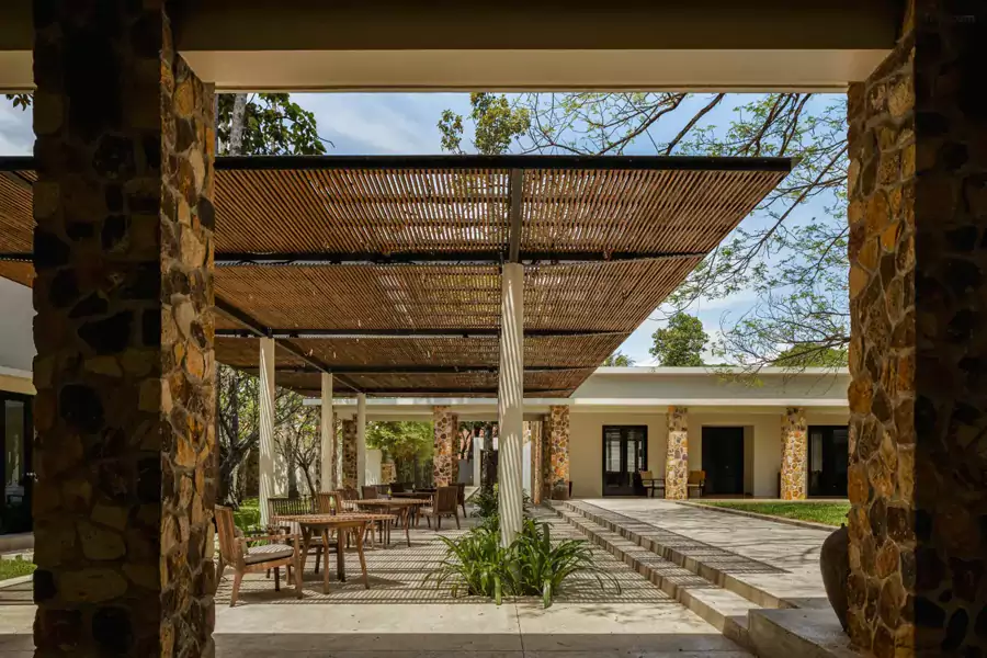 每一位造访者都能在光影流转中,遇见最好的时光 每一位造访者都能在光影流转中,遇见最好的时光