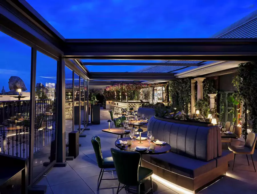 SEEN by Olivier Rome 则以开阔视野取胜 SEEN by Olivier Rome 则以开阔视野取胜