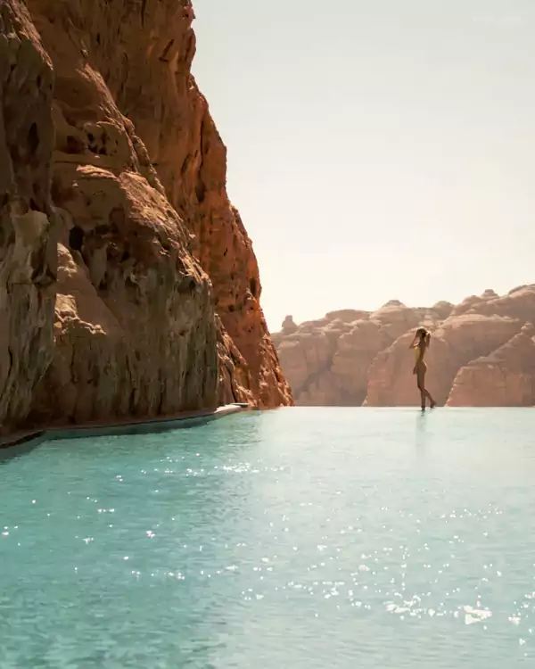 峡谷泳池绝对是重头戏