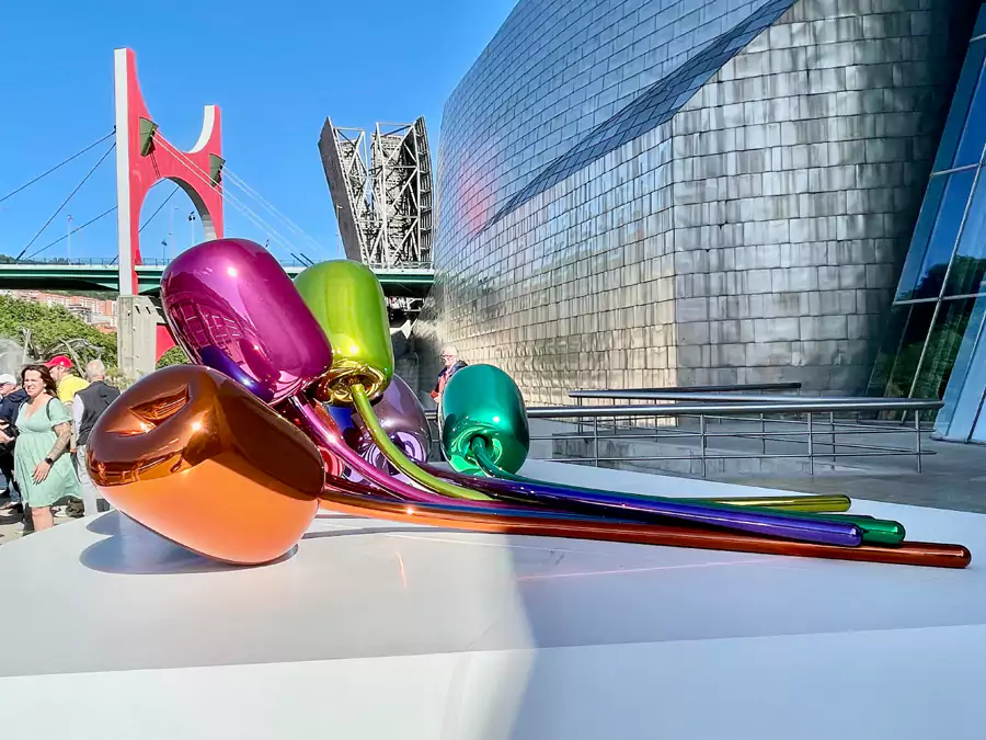 毕尔巴鄂古根海姆博物馆的意义,早已超越了艺术展览本身 毕尔巴鄂古根海姆博物馆的意义,早已超越了艺术展览本身