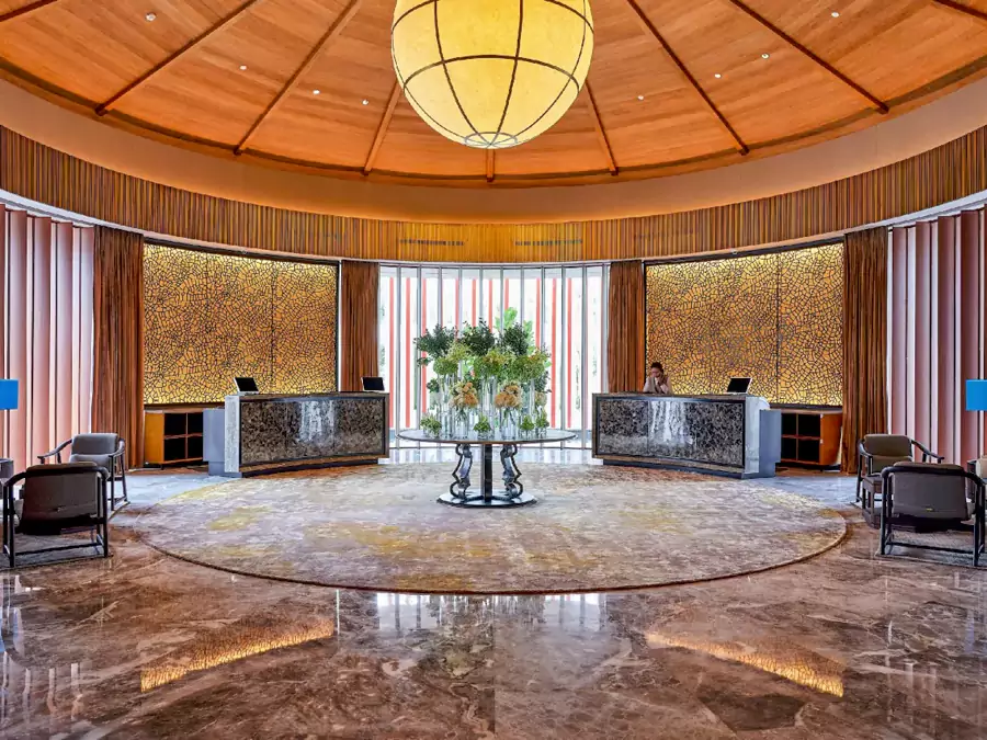 推门而入,天圆地方理念打造的大堂观星池瞬间抓住眼球 推门而入,天圆地方理念打造的大堂观星池瞬间抓住眼球