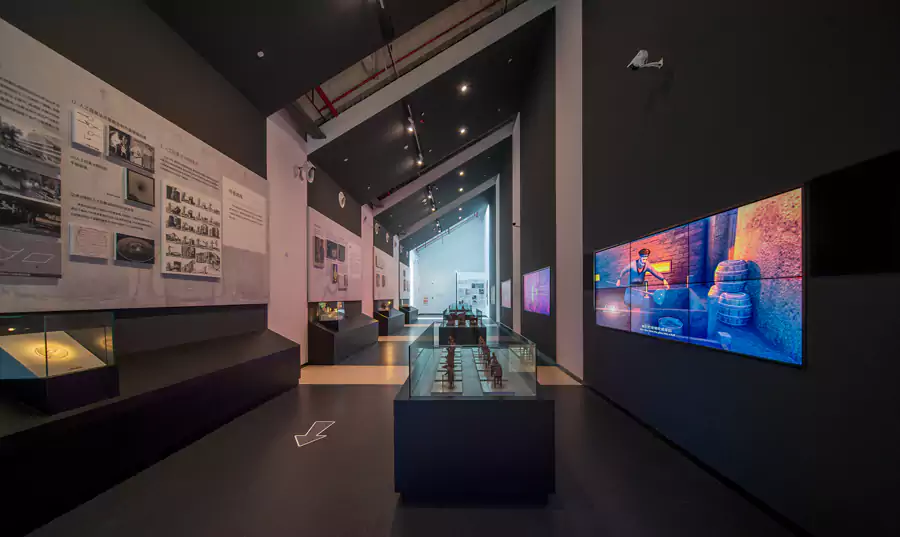 馆内以宿迁特有的硅砂矿藏和玻璃工业为核心 馆内以宿迁特有的硅砂矿藏和玻璃工业为核心