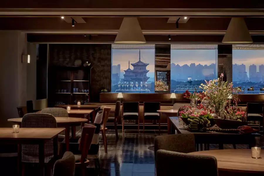 hám-khàk 当代融合餐厅则把本地风味做到了极致