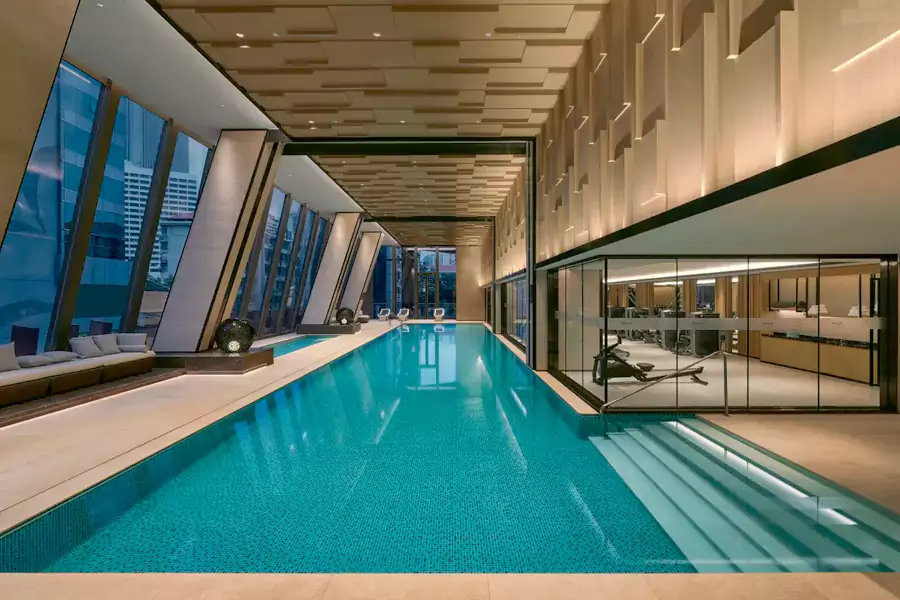 想要放松身心,25 米长的室内恒温游泳池不容错过 想要放松身心,25 米长的室内恒温游泳池不容错过