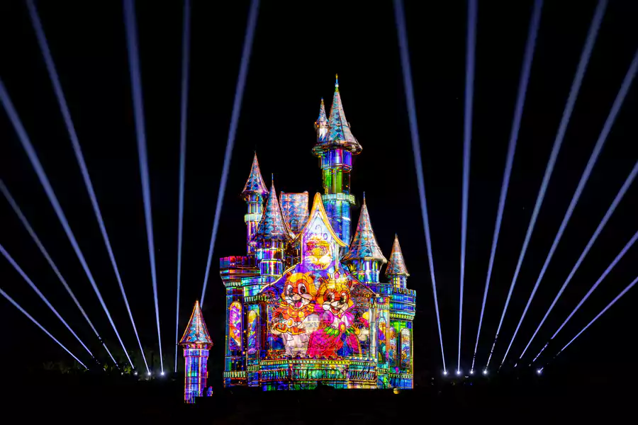 等到傍晚,釜山乐天世界又换了一副模样 等到傍晚,釜山乐天世界又换了一副模样