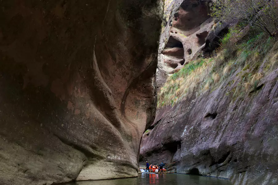 漂流是体验上清溪的最佳方式 漂流是体验上清溪的最佳方式