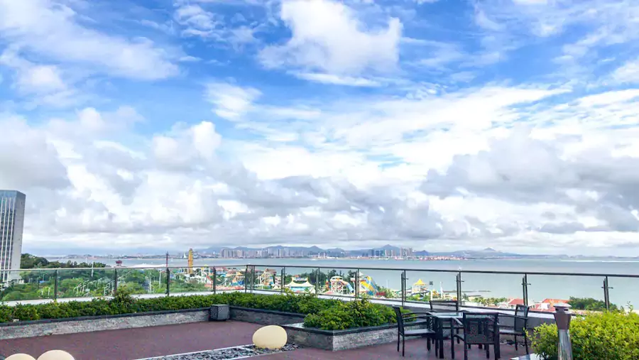 4 楼的空中花园更是观景绝佳处
