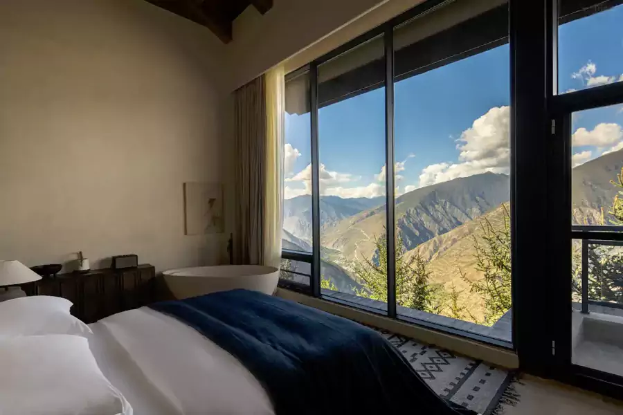 观景大床房性价比超高，能拥有推窗见雪的体验