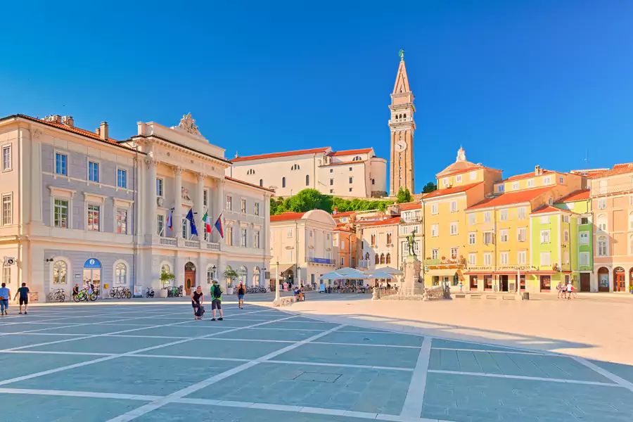 塔替尼广场 塔替尼广场