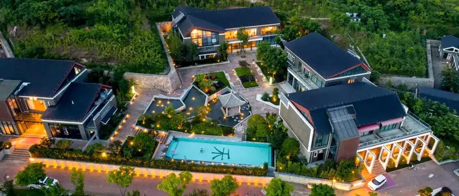 5700 平方米的空间里,仅规划 40 间精致客房 5700 平方米的空间里,仅规划 40 间精致客房