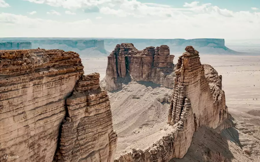 图崴山脉 图崴山脉