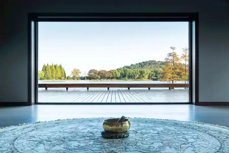 呼吸着山林间的负氧离子，仿佛每一个细胞都被唤醒