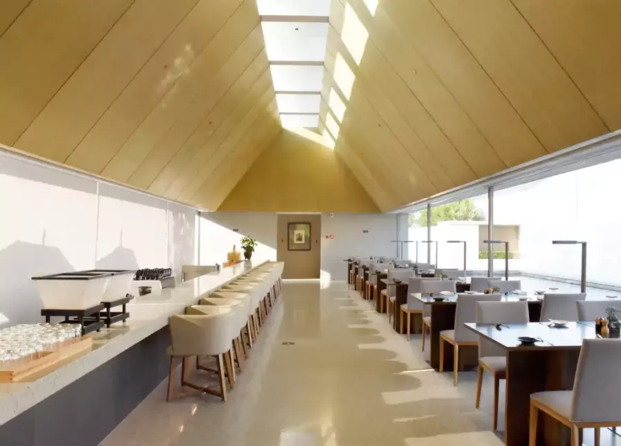 "似水中餐厅" 以《似水年华》为名