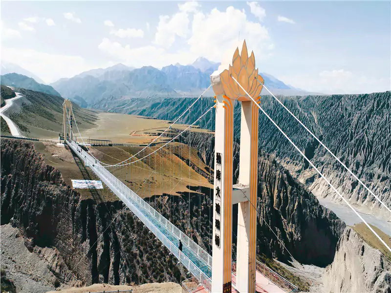 独库大玻璃桥 独库大玻璃桥