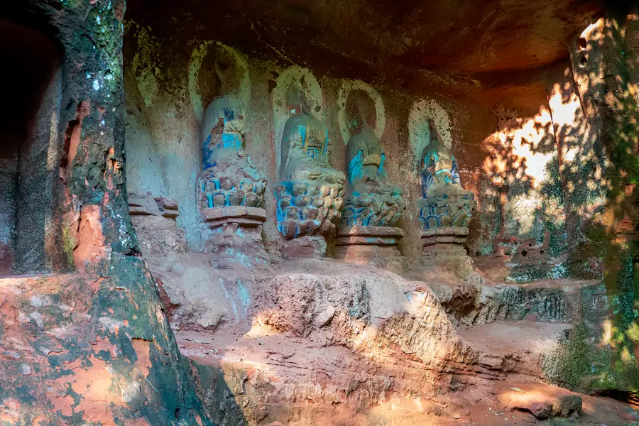 摩崖造像沿途分布 摩崖造像沿途分布