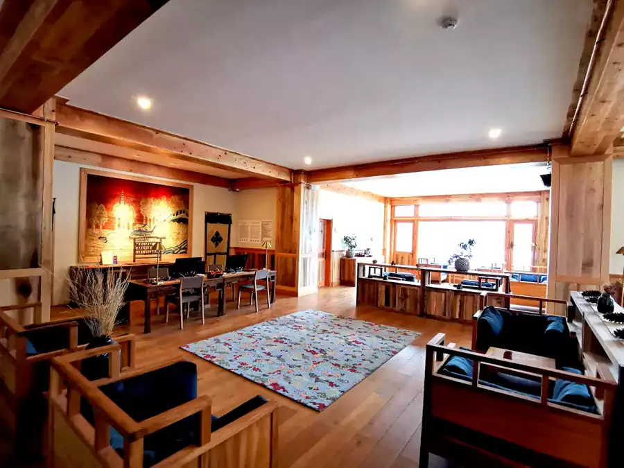 走进室内，藏式风情扑面而来