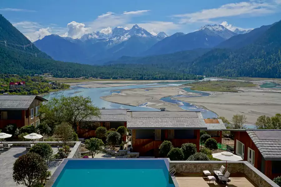 波密松赞林卡没有刻意的奢华堆砌