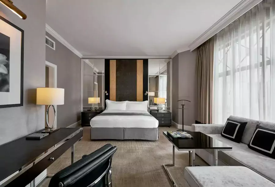 多数客房配有超大落地窗 多数客房配有超大落地窗